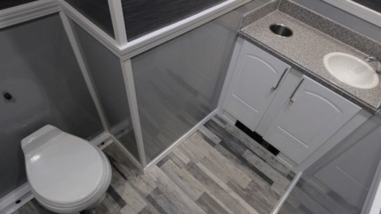 Luxury Bathroom Trailer 3